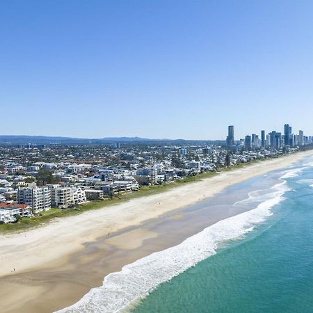Foreshore Beachfront Apartments Gold Coast Bagian luar foto