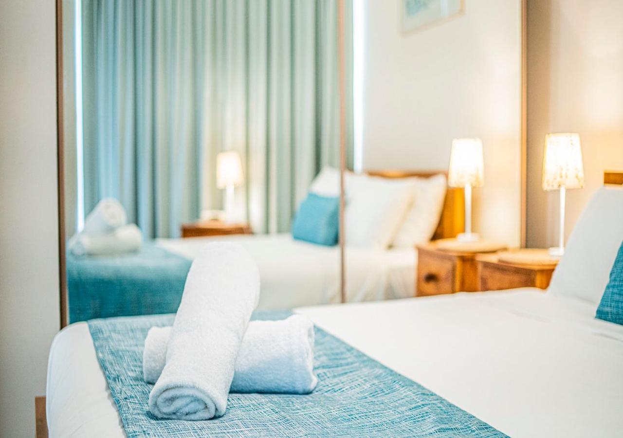 Foreshore Beachfront Apartments Gold Coast Bagian luar foto