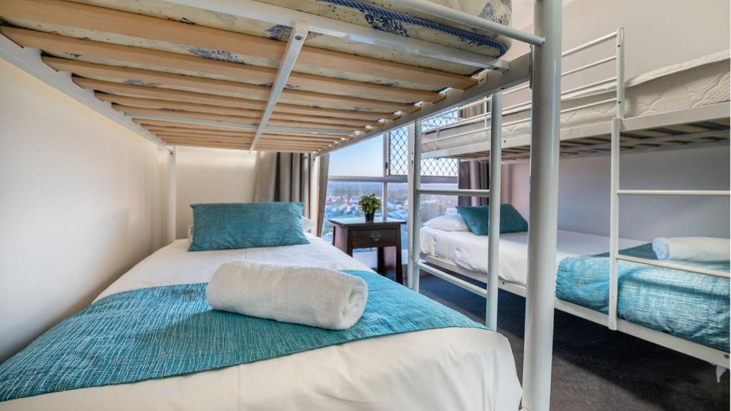Foreshore Beachfront Apartments Gold Coast Bagian luar foto