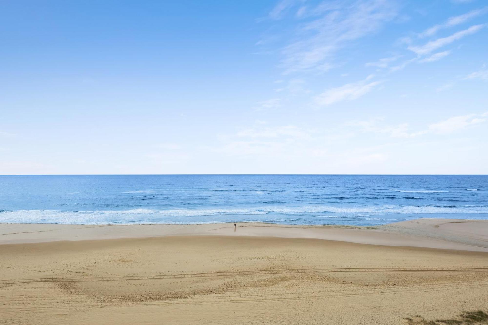 Foreshore Beachfront Apartments Gold Coast Bagian luar foto