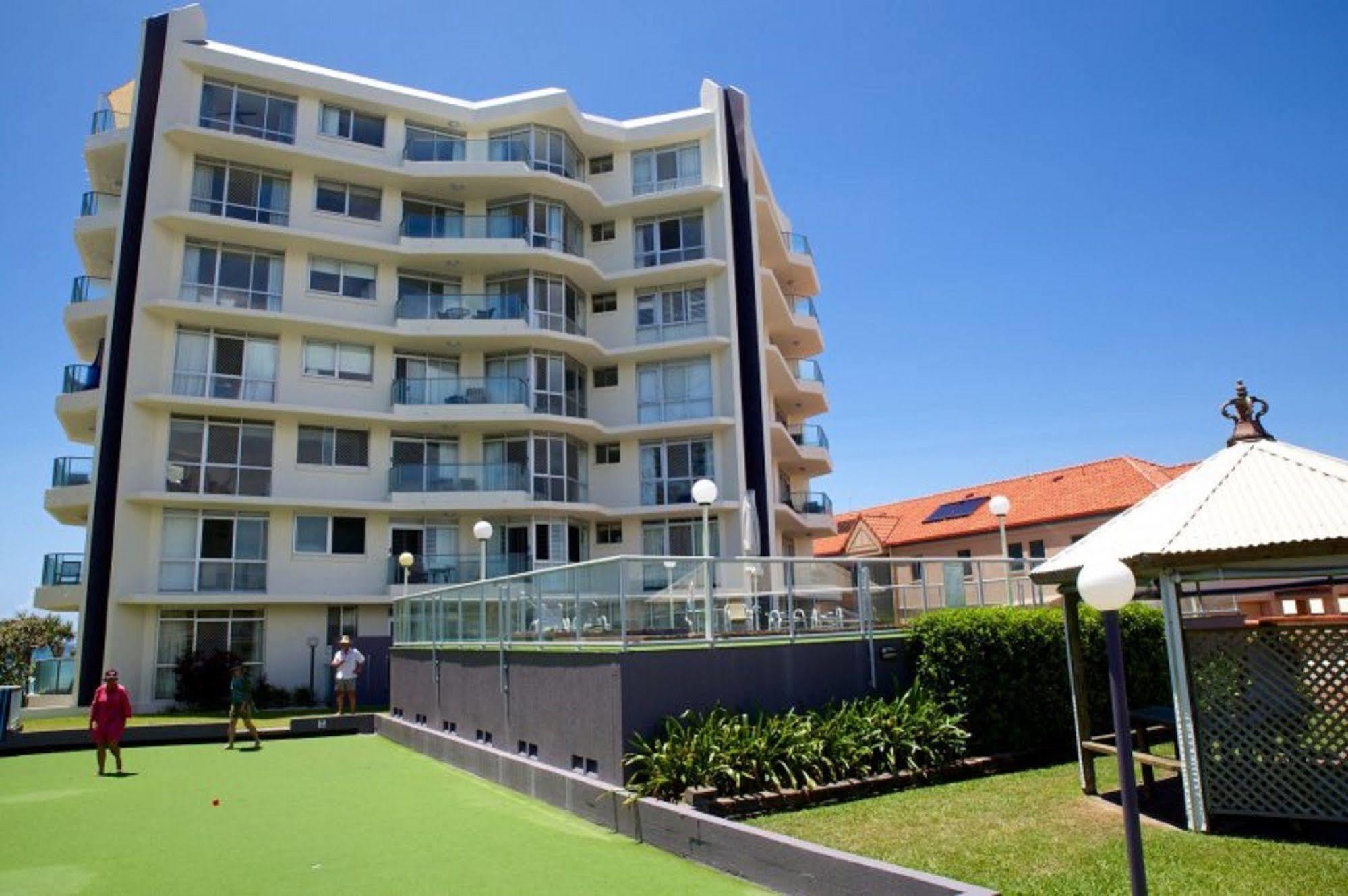 Foreshore Beachfront Apartments Gold Coast Bagian luar foto
