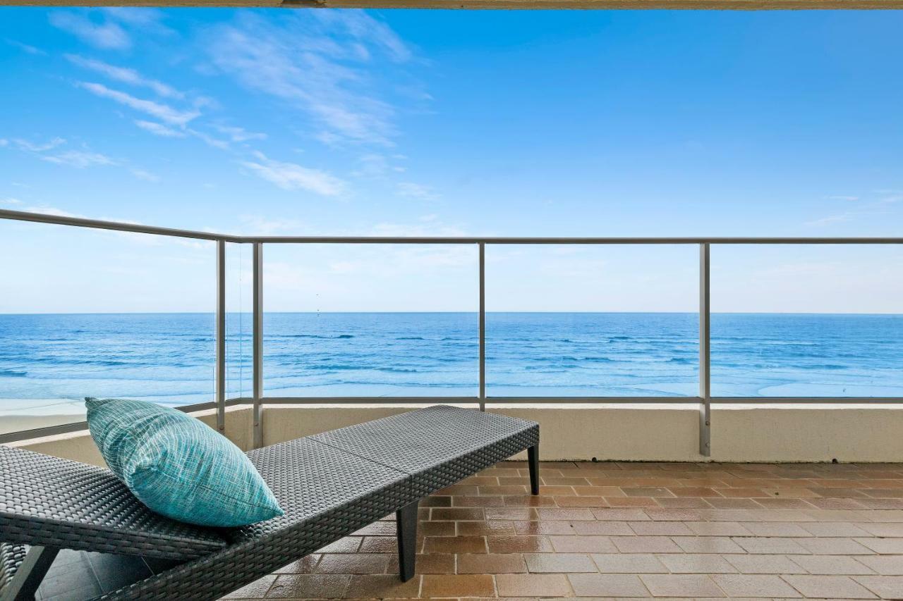 Foreshore Beachfront Apartments Gold Coast Bagian luar foto